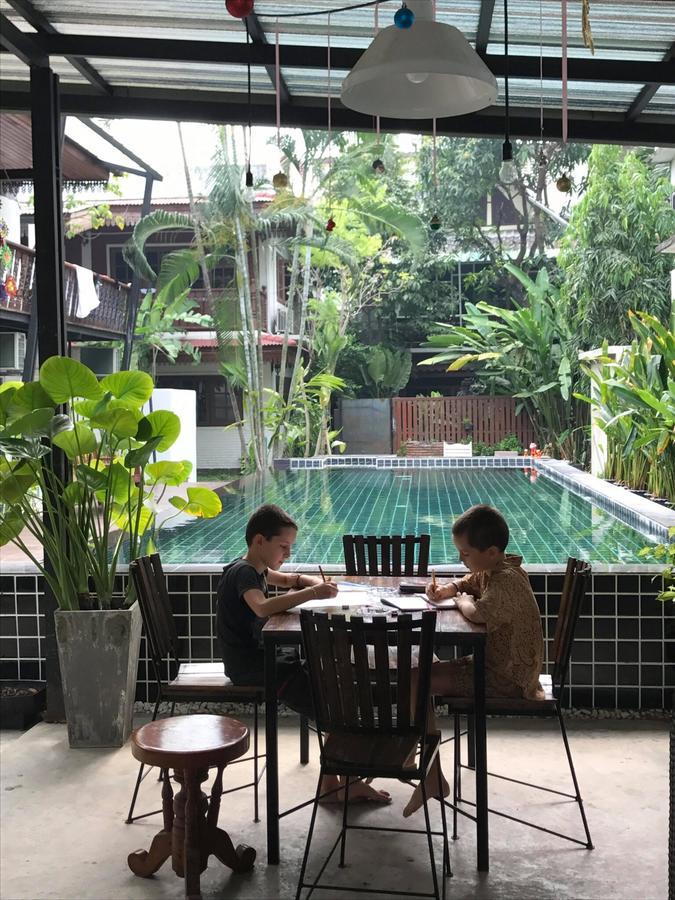 Peng Jai Hotell Chiang Mai Exteriör bild