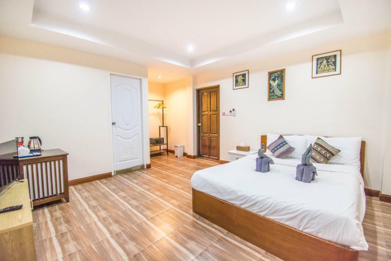 Peng Jai Hotell Chiang Mai Exteriör bild