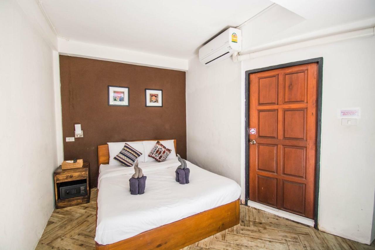 Peng Jai Hotell Chiang Mai Exteriör bild